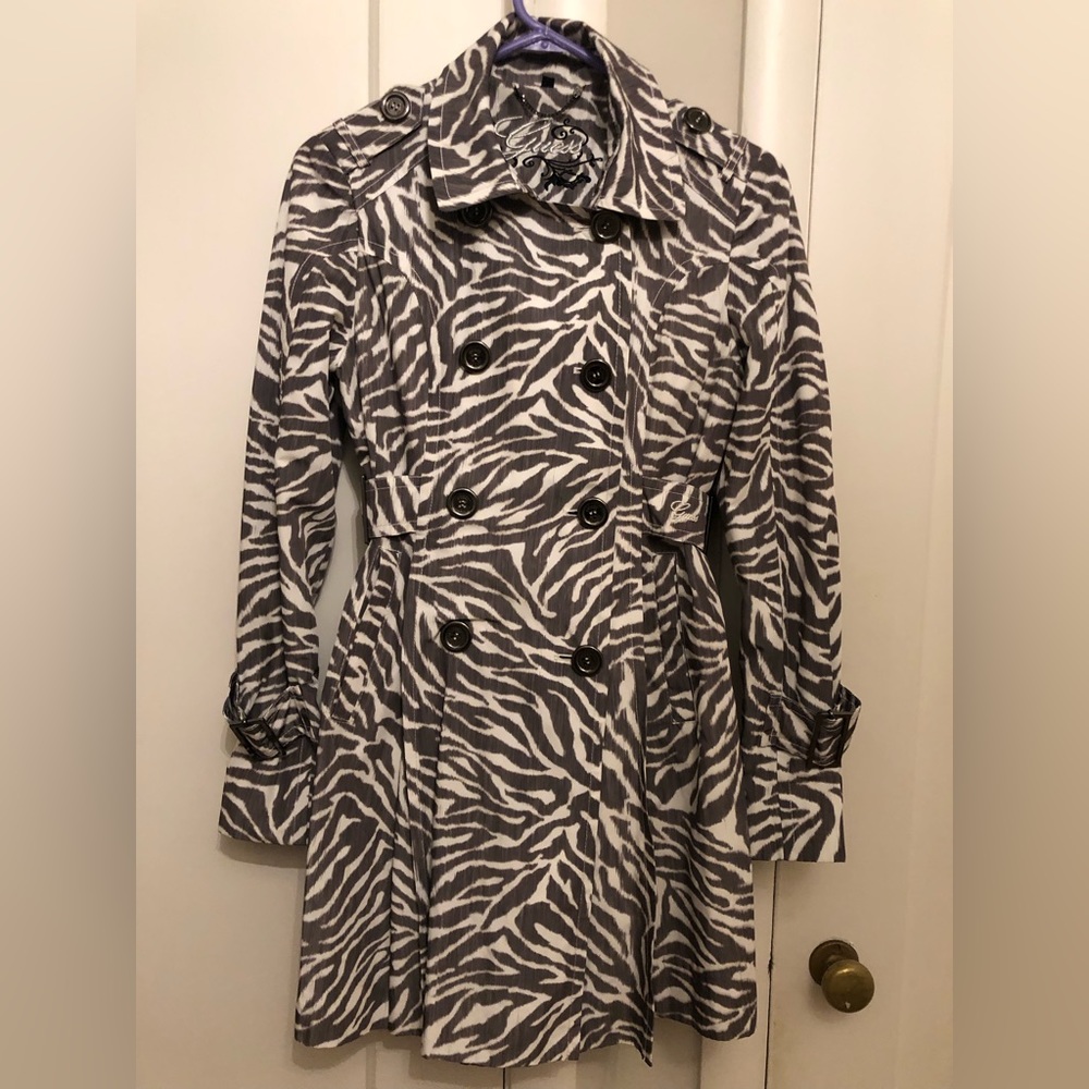 Guess Double Breasted, Pleaded Zebra Print Trench Coat. Size S